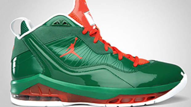 Crazy Christmas Kicks!